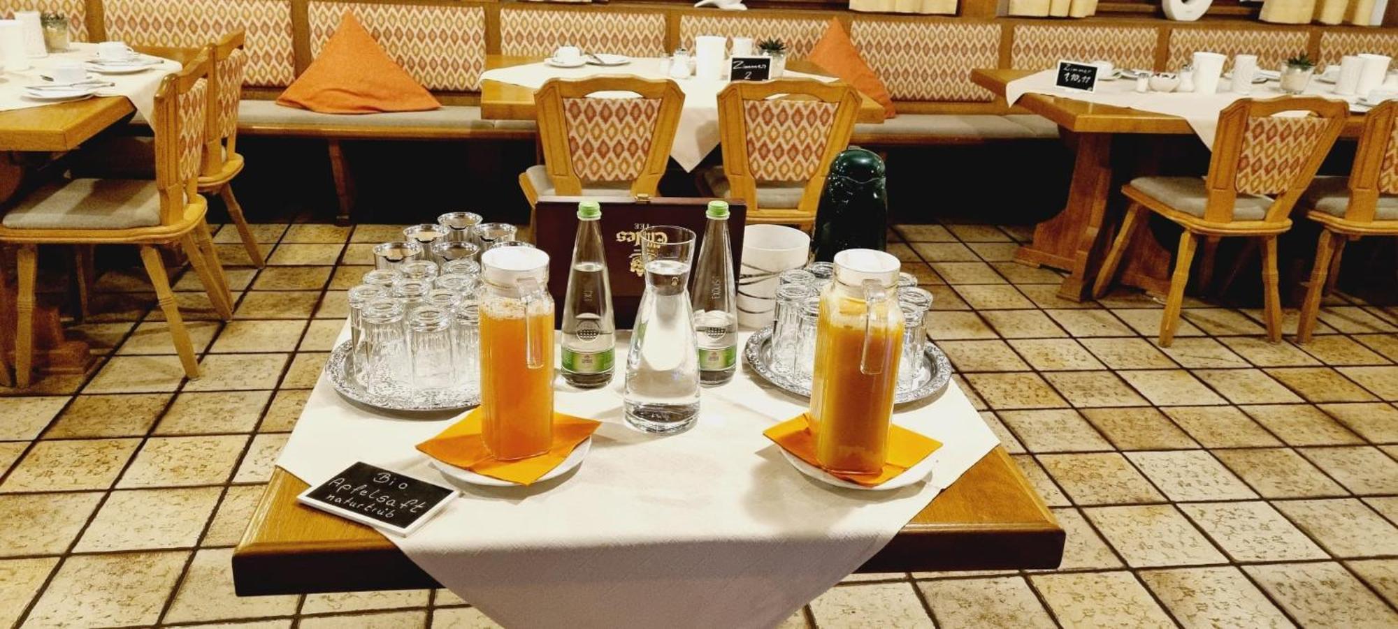 Hotel Schwarzes Ross Schwarzach am Main Zewnętrze zdjęcie
