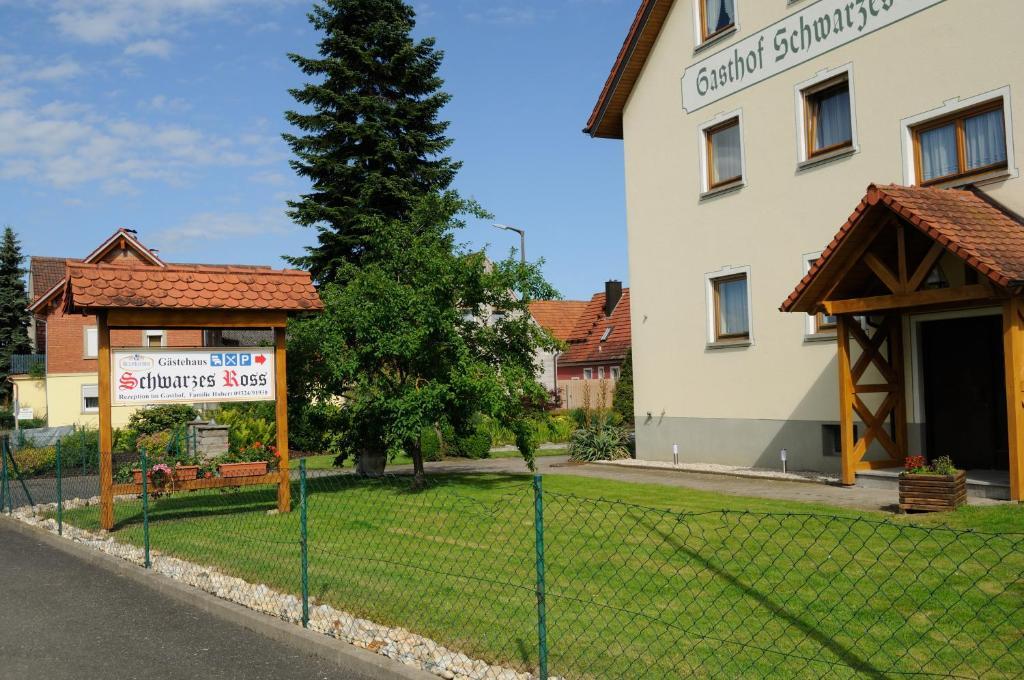 Hotel Schwarzes Ross Schwarzach am Main Zewnętrze zdjęcie
