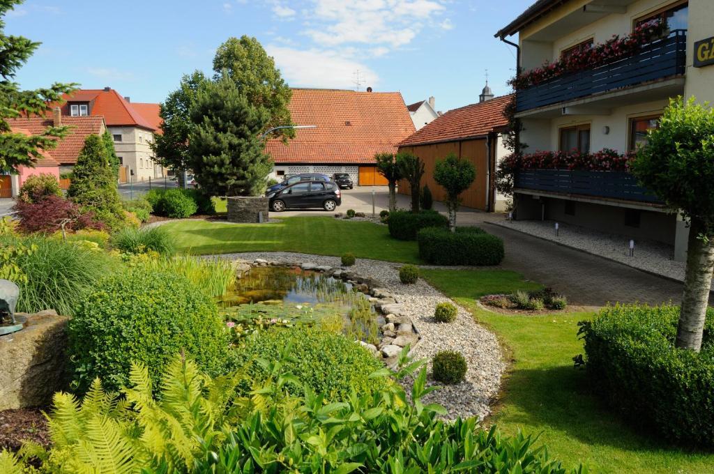 Hotel Schwarzes Ross Schwarzach am Main Zewnętrze zdjęcie