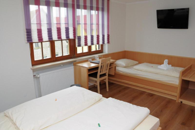 Hotel Schwarzes Ross Schwarzach am Main Zewnętrze zdjęcie