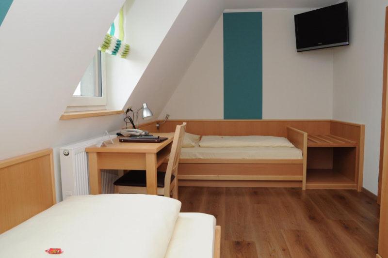 Hotel Schwarzes Ross Schwarzach am Main Zewnętrze zdjęcie